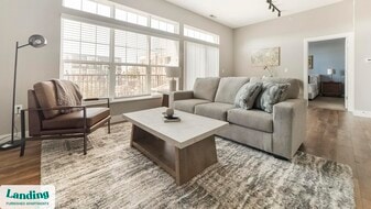 41 E 9th Ave in Columbus, OH - Building Photo