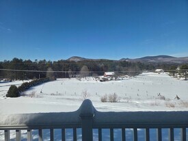 112 Mountain River East Rd, Unit 12 in Thornton, NH - Building Photo