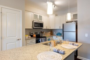 Hawthorne at Leland in Leland, NC - Building Photo