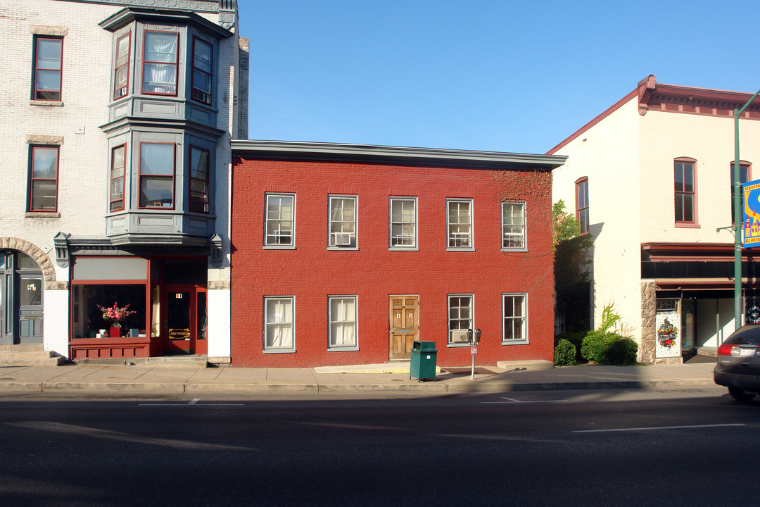 15 W Franklin St in Hagerstown, MD - Building Photo