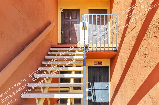 828 S Langley Ave in Tucson, AZ - Building Photo - Building Photo
