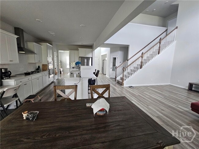 property at 730 Blue Moon Xing