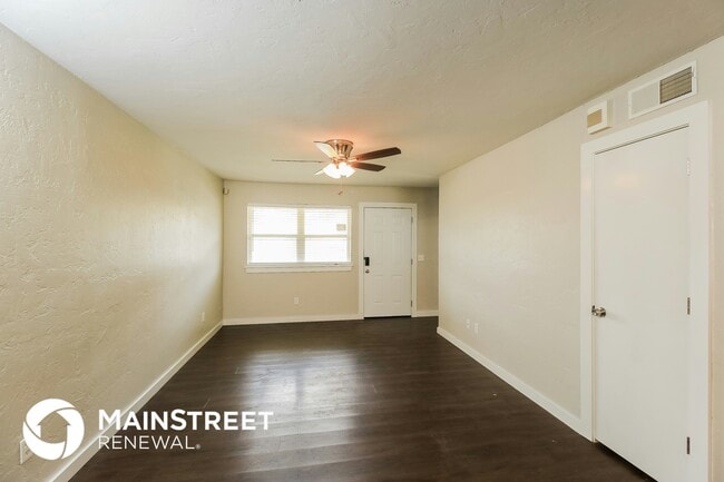 1828 Sunrise Dr in Moore, OK - Building Photo - Building Photo