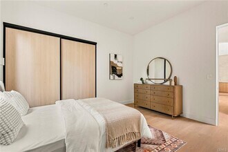 17827 Miranda St in Los Angeles, CA - Building Photo - Building Photo