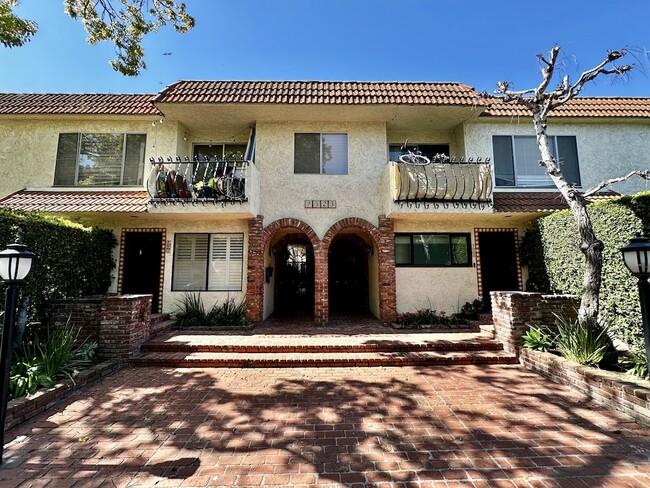 property at 1323 S Carmelina Ave