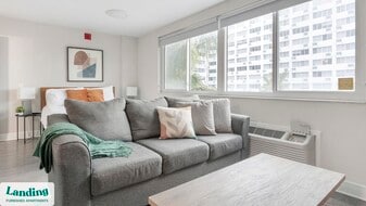 305 Dr. M.L.K. Jr St S in St. Petersburg, FL - Building Photo