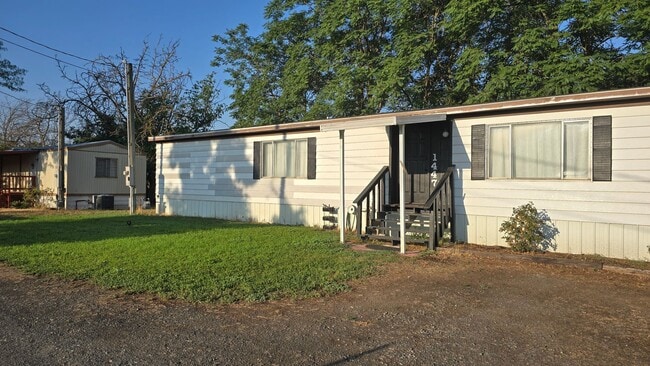 property at 1447 Maple St