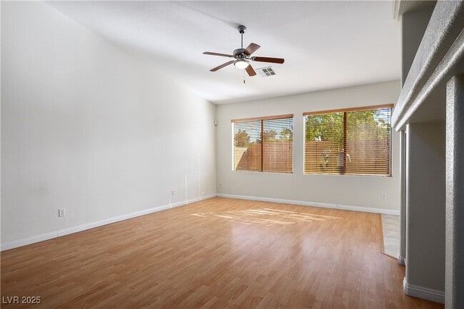 8133 Chestnut Hollow Ave