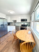 64 Kelwyn Dr in Somersworth, NH - Building Photo - Building Photo