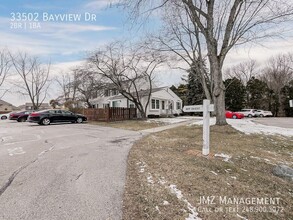 33502 Bayview Dr in Chesterfield, MI - Building Photo - Building Photo