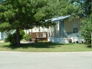 Elba Terrace Manufactured Home Community in Tulsa, OK - Foto de edificio - Building Photo