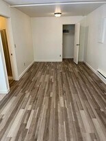 2537 13th Ave W, Unit B in Seattle, WA - Building Photo