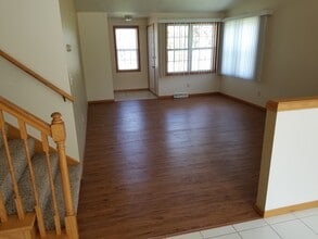 3290 Windland Dr, Unit 3288WindlandDr in Green Bay, WI - Foto de edificio - Building Photo