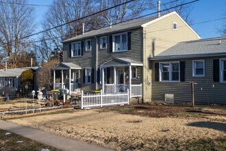 Fulmor Heights in Hatboro, PA - Foto de edificio - Building Photo