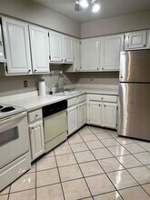 30445 W 14 Mile Rd in Farmington Hills, MI - Building Photo - Building Photo