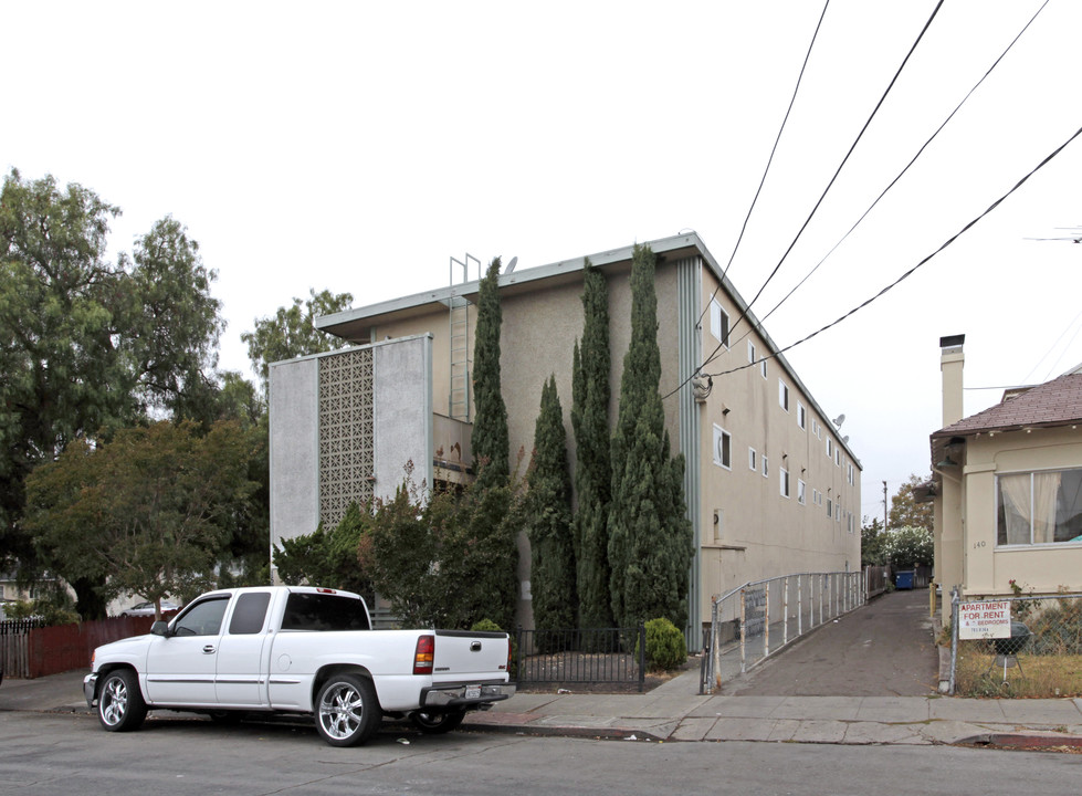 152 Lincoln Ave in Redwood City, CA - Building Photo