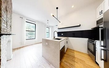 476 Central Prk W in New York, NY - Building Photo - Building Photo