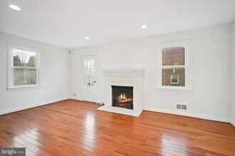 2711 Elnora St in Silver Spring, MD - Building Photo - Building Photo