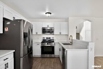 7118 N 77th Dr in Glendale, AZ - Building Photo - Building Photo