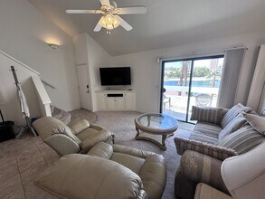 441 Moser Ave in Bullhead City, AZ - Foto de edificio - Building Photo