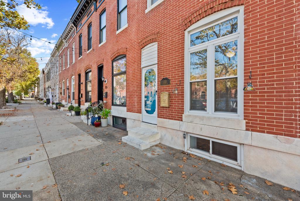 733 S Conkling St in Baltimore, MD - Building Photo