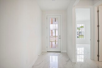 10353 SW Captiva Dr in Port St. Lucie, FL - Building Photo - Building Photo