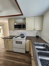 411 Banana Cay Dr in South Daytona, FL - Foto de edificio - Building Photo