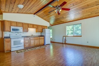 839 Hazzle Ct in Coupeville, WA - Building Photo - Building Photo