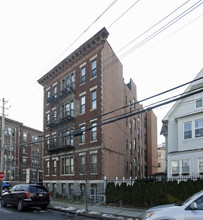 29 E Fourth St in Mount Vernon, NY - Foto de edificio - Building Photo