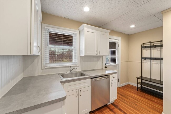 property at 19 Warsaw Ave