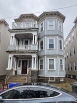 18 Taft St in Boston, MA - Building Photo
