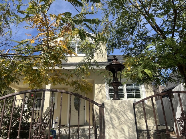 property at 5929 Weaver Ln