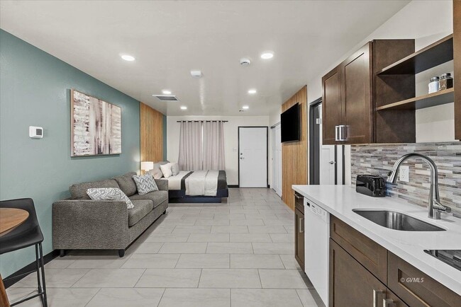 1879 Peppertree Dr in Safford, AZ - Building Photo - Building Photo