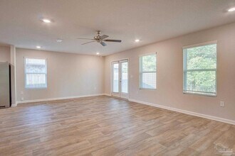 7818 Lakeside Oaks Dr, Unit 205-A in Bellview, FL - Building Photo - Building Photo