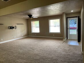 1915 Miller St in Clovis, NM - Building Photo - Building Photo