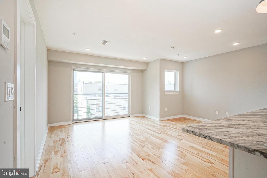 1710 Cambridge St in Philadelphia, PA - Building Photo