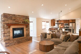 284 S 550 E in Midway, UT - Building Photo