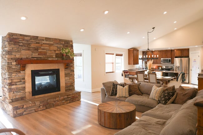 property at 284 S 550 E