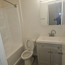 Gardena Capri Apartments in Gardena, CA - Building Photo - Building Photo