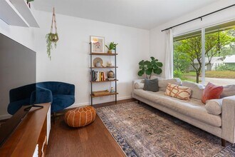 5210 Waterbrook Dr in Austin, TX - Building Photo - Building Photo