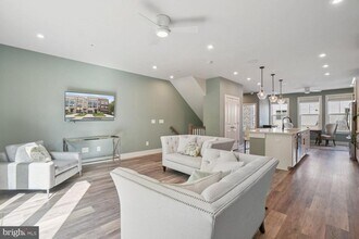 1641 Bandit Loop in Reston, VA - Building Photo - Building Photo