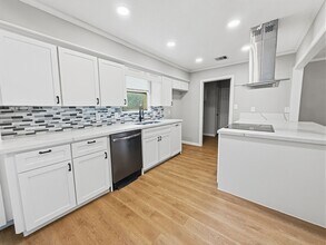 168 Old Bridge Lake St in Houston, TX - Building Photo - Building Photo