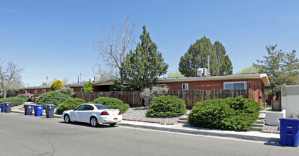 2632 Dakota St NE in Albuquerque, NM - Building Photo - Building Photo