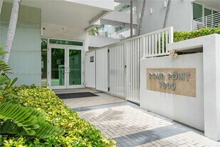 7800 Collins Ave in Miami, FL - Building Photo