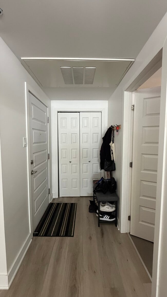 property at 1050 René-Lévesque Boul E