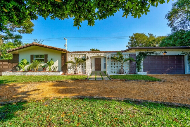 property at 711 SW 25th Pl