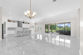 11305 Hawks Fern Dr in Riverview, FL - Building Photo - Building Photo