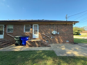 1553 Hemlock St in Norfolk, VA - Building Photo - Building Photo