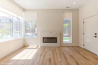 4177 W Belmont Ave in Chicago, IL - Building Photo - Building Photo