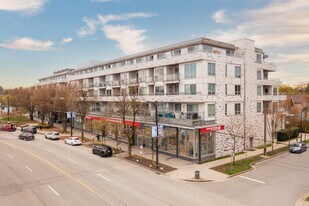 3333 Main in Vancouver, BC - Building Photo
